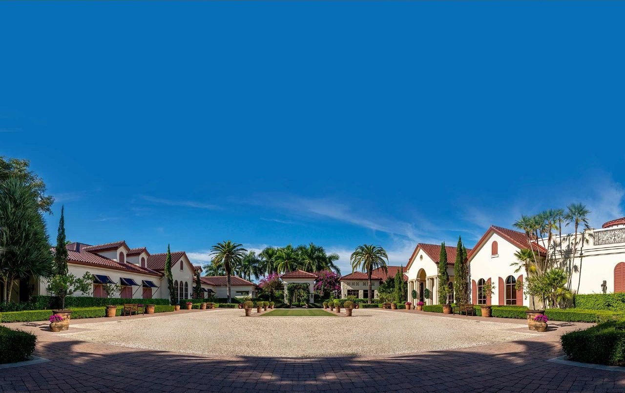 The Golf Clubhouse